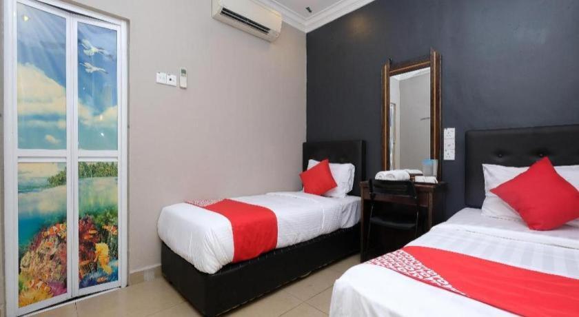 Oyo 1190 Nice Stay Hotel Raub Exterior foto