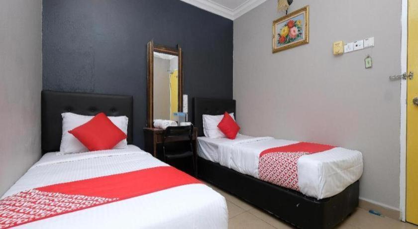 Oyo 1190 Nice Stay Hotel Raub Exterior foto