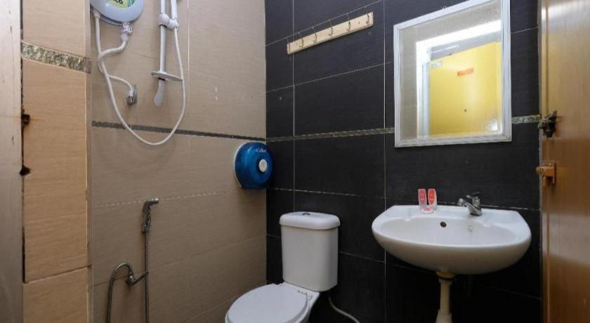 Oyo 1190 Nice Stay Hotel Raub Exterior foto
